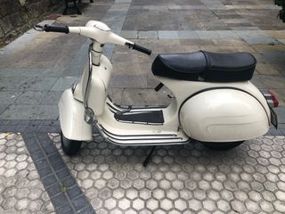 Vespa 150S (1964) clásica