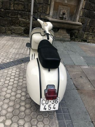 Vespa 150S (1964) clásica