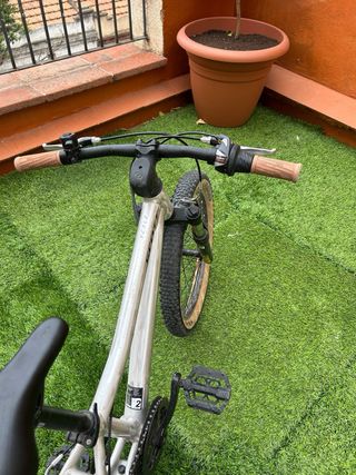 Bicicleta Scott 20" Niño o niña