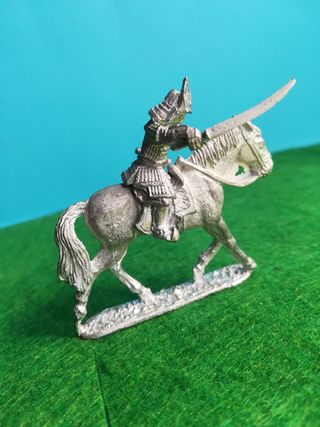 Samurai a cavallo in stile Warhammer