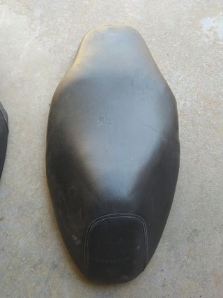 -Yamaha Jog R o RR. Asiento