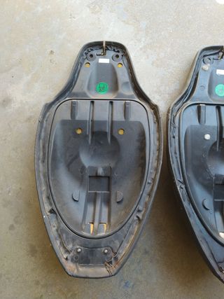 -Yamaha Jog R o RR. Asiento