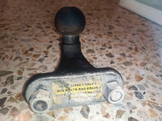 Enganche de bola a remolque 