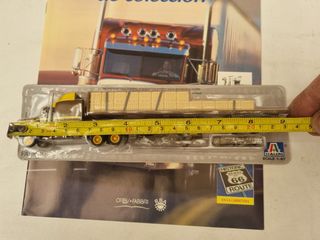Camion Americano Peterbilt escala 1:87
