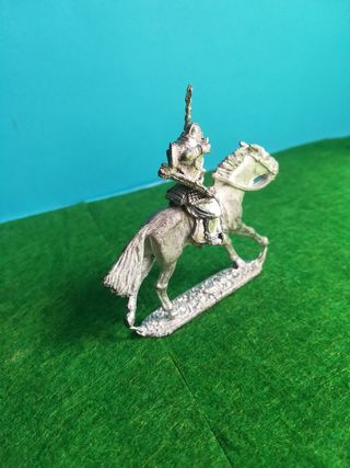 Arciere samurai in stile Warhammer a cavallo