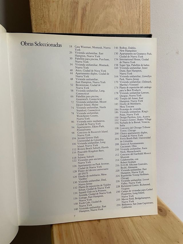 ROBERT STERN CONSTRUCCIONES Y PROYECTOS 1965 1980