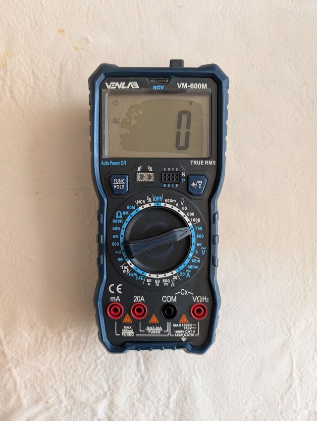 Multimetro digital VENLAB VM 600M