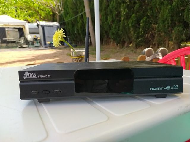 Decodificador satélite Iris.
