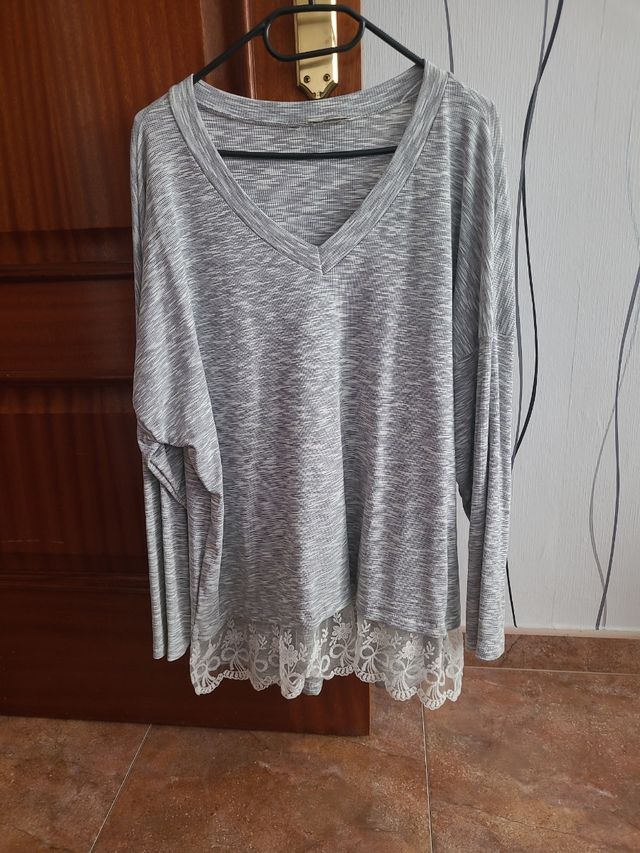 Camiseta gris