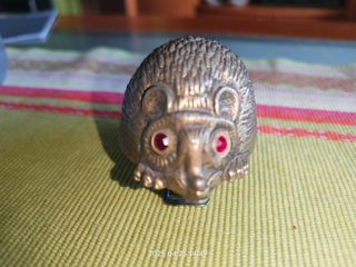 Grapadora erizo vintage