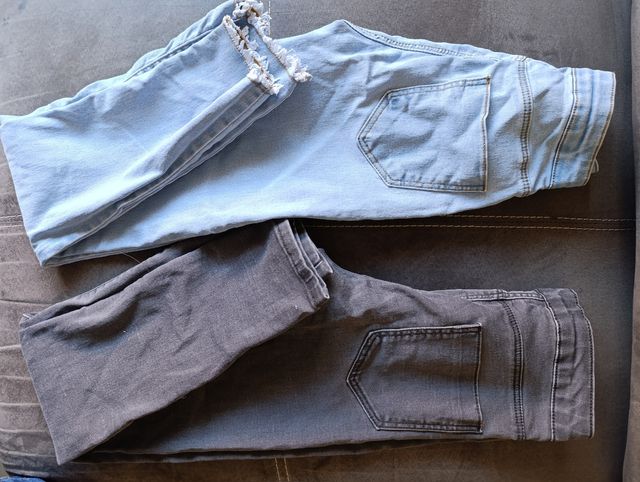 Tejano pitillo niña
Talla 11-12 años 152cm
Zara