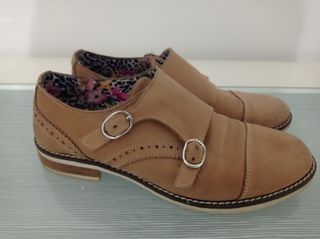 Scarpe stringate marroni