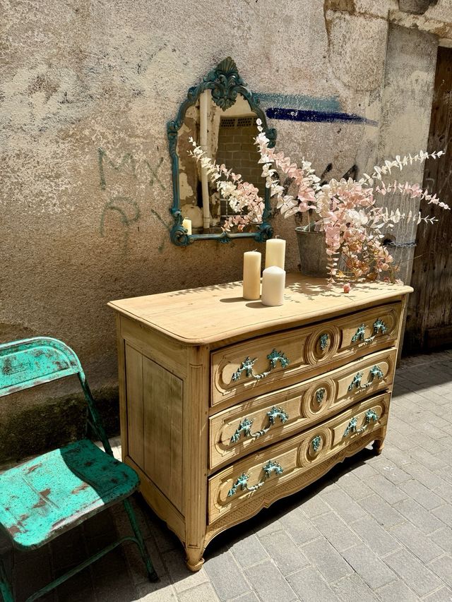 Cómoda Francesa antigua de roble. Siglo 19