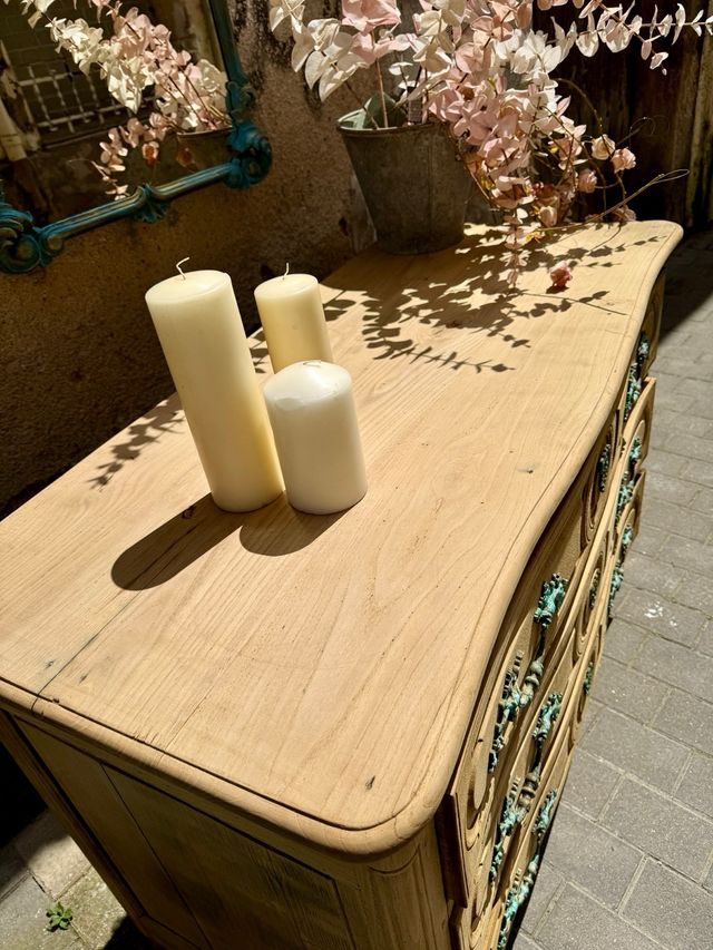 Cómoda Francesa antigua de roble. Siglo 19