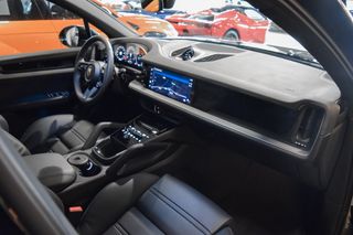 Porsche Cayenne E-Hybrid 2024