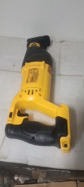 Sierra sable Dewalt DCS381 20V MAX