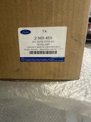 Faro delantero derecho Ford focus