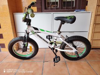 Bicicleta BMX infantil