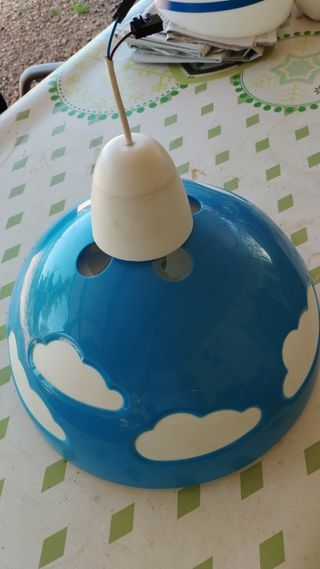 Lampara infantil Ikea nubes