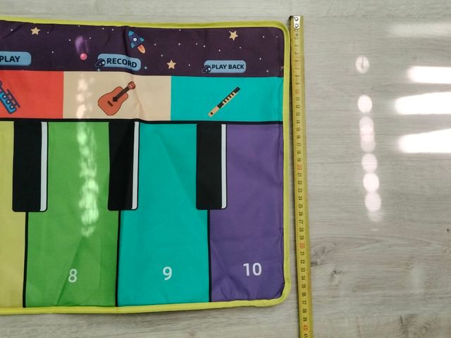 Alfombra piano bebés