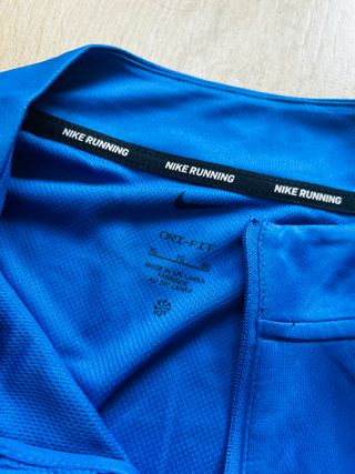 Camiseta larga Nike Pacer a estrenar