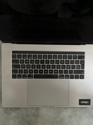 MacBook Pro 15” Touch Bar 2016