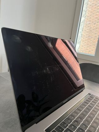 MacBook Pro 15” Touch Bar 2016