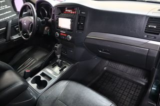 Mitsubishi Montero 3.2 DI-D KAITEKI 200cv Aut. 7pz