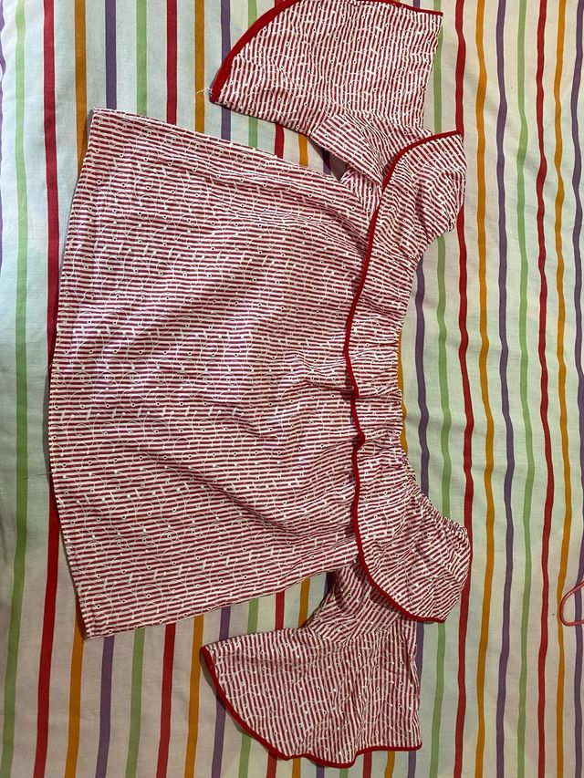 Blusa rayas rojas