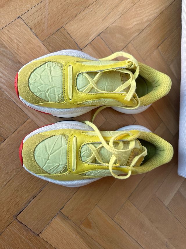 Zapatillas Puma Alteration amarillas