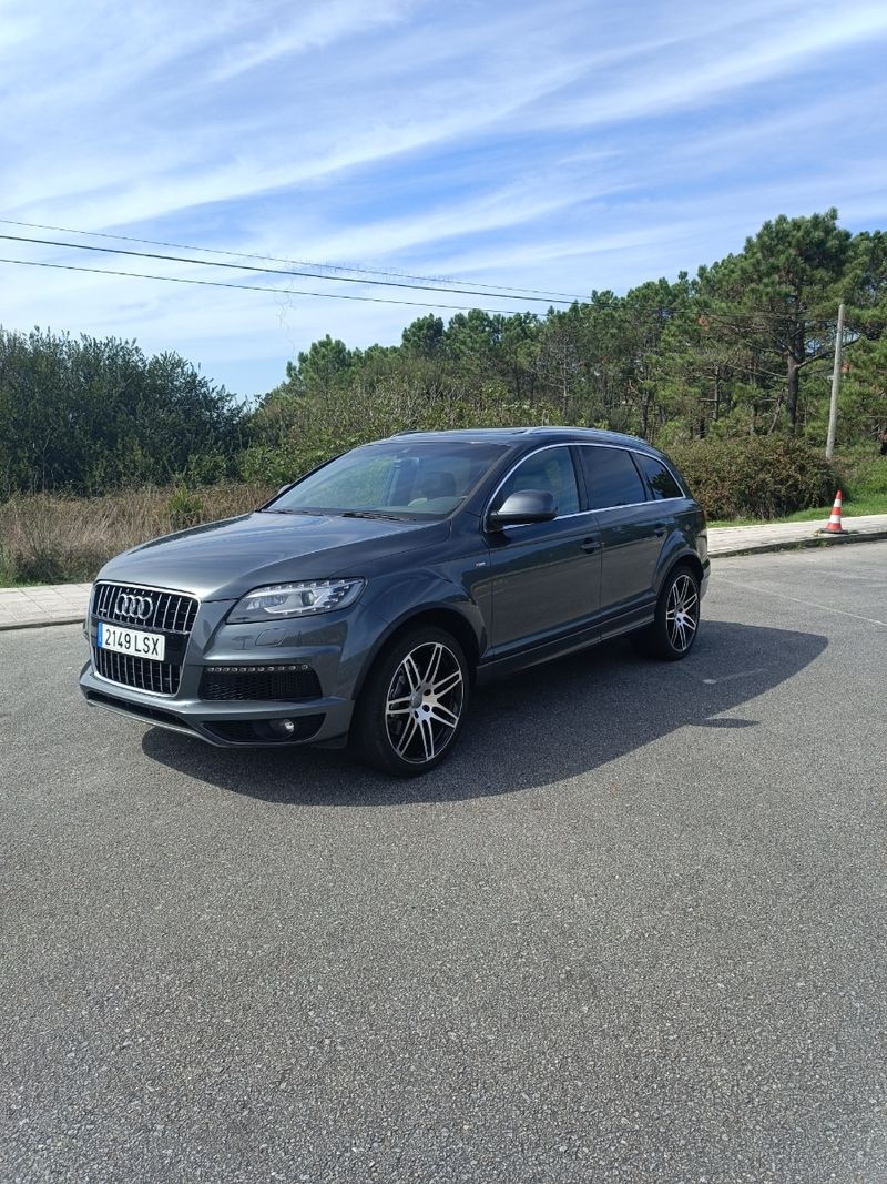 Audi Q7 2013 - foto 1