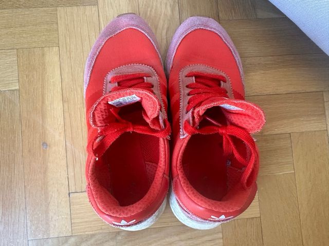 Zapatillas Adidas rojas