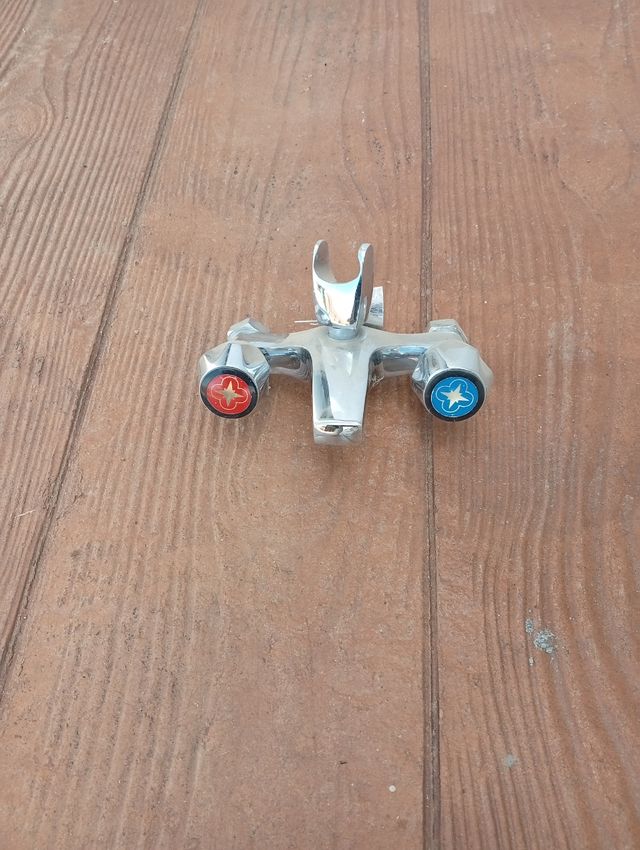 Grifo Bañera Metalico - Plateado