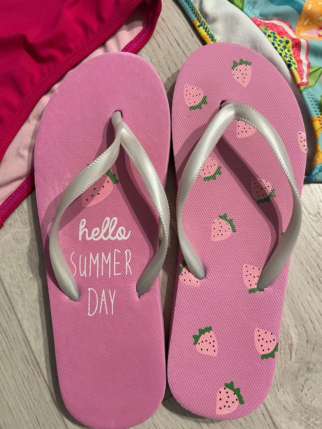 Costumi da bagno per bambine + t-shirt da acqua