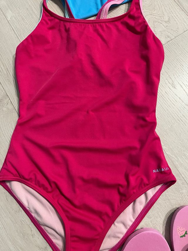 Costumi da bagno per bambine + t-shirt da acqua