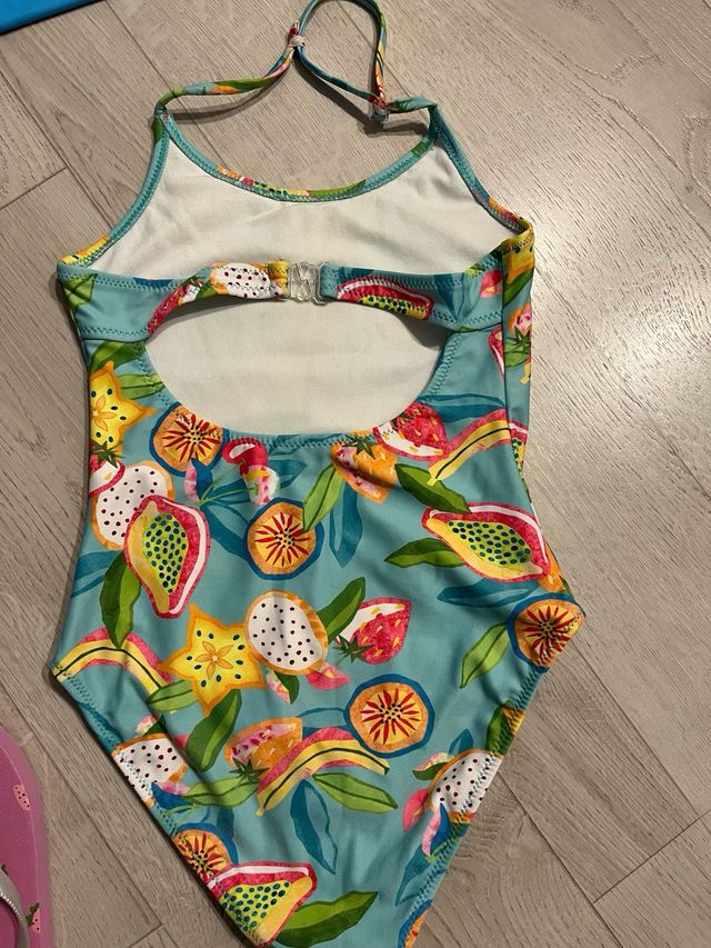 Costumi da bagno per bambine + t-shirt da acqua