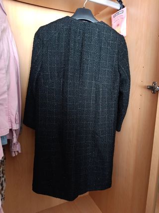 Abrigo Atmosphere negro - Talla 5
Negociable 
