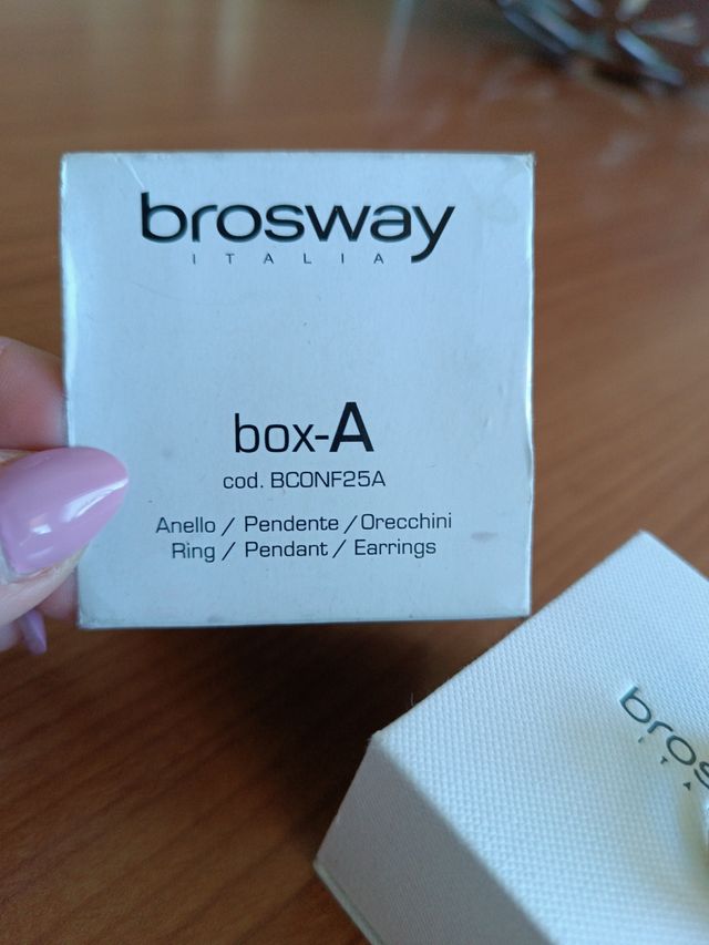 Anello Brosway
