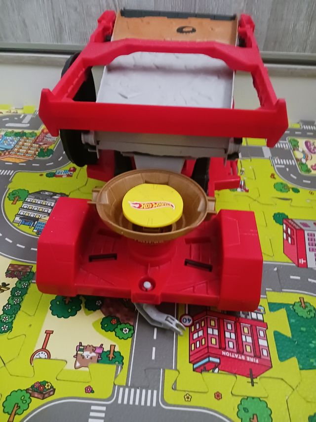 Pista Hotwheels Monster Trucks