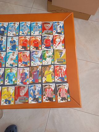 Cromos futbol Adrenalyn 10€ pac