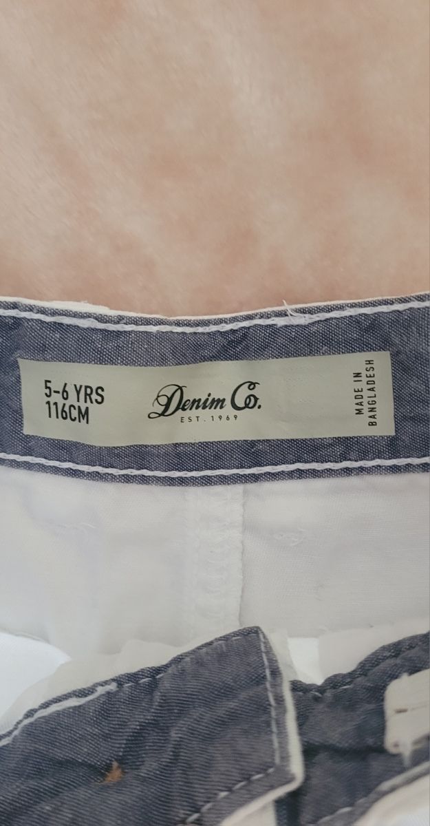 Pantalón corto blanco 5 años