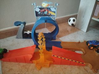 Pista price Blade y los Monster machines