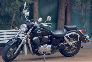 Moto Honda Shadow VT 750