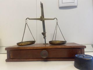 Balanza romana de madera!
