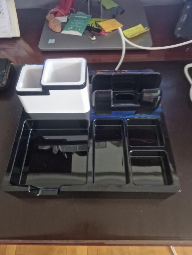 Organizador escritorio con USB. SIN USAR