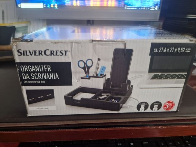 Organizador escritorio con USB. SIN USAR