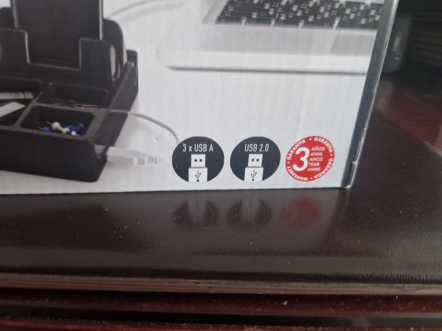 Organizador escritorio con USB. SIN USAR