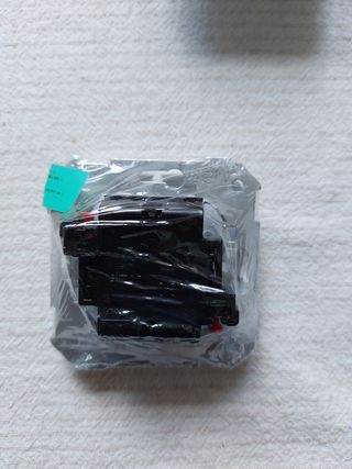 Interruptor doble Simon 31 - Nuevo