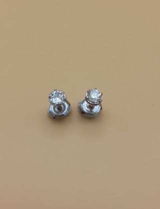 Pendientes oro 18kt con brillantes.