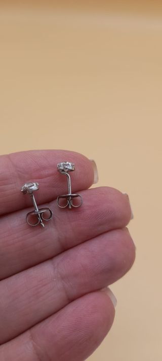 Pendientes oro 18kt con brillantes.